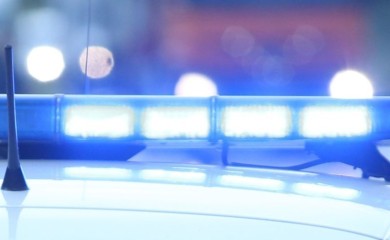 Pijan pretukao ženu, tasta gazio nogom, pa tukao bolesnog sina