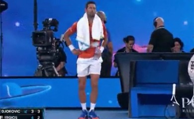 Novak zaigrao i kolo u Melburnu tokom borbe s Kirjosom (VIDEO)