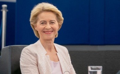 FON DER LAJEN: Moramo nastaviti povećavati pritisak na Rusiju