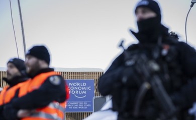 SVJETSKA ELITA U DAVOSU Švajcarski socijalisti: To su moćnici odgovorni za ratove