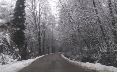 Oprezno za volanom: Moguća poledica u višim predjelima