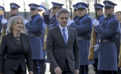 Robert Golob dočekan uz najveće državne počasti