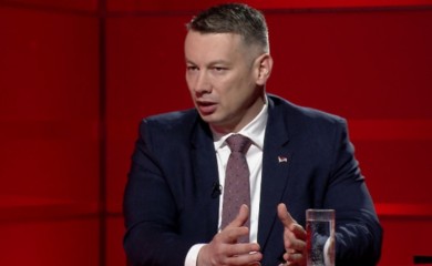 Nešić: Ukinuti zabranu ulaska intelektualcima