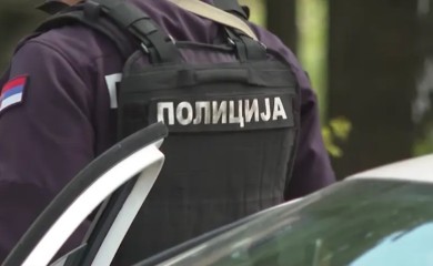Uhapšene dvije učenice: Napravile lažni novinski tekst da je mladić iz odjeljenja ubio druga i drugaricu