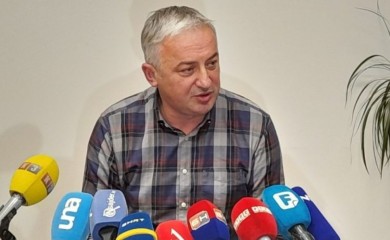 Borenović: Cvijanović da objasni imenovanje člana poznatog narko kartela za počasnog konzula BiH i da smijeni Košarca