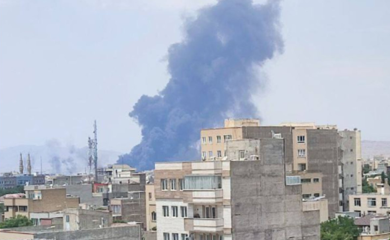 U toku novi napad na Iran, u prvom ubijeni šefovi vojske i vodeći naučnici (VIDEO)