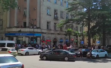 Neredi pred utakmicu Sarajeva i Torpeda, intervenisala policija (VIDEO)