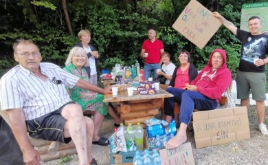 Rade Šerbedžija se pridružuje protestima na Uni (VIDEO)
