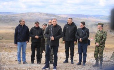 Dodik: Vojska Srbije garant sigurnosti odbrane Srbije i srpskog naroda u cjelini