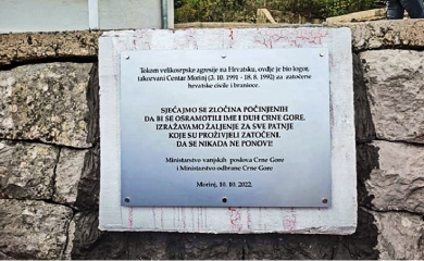 Crnogorsko Udruženje boraca traže uklanjanje spomen-ploče u Morinju