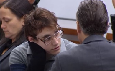 Ubica koji je počinio masakr u školi, izbjegao smrtnu kaznu