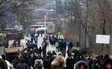 Srbi na KiM i dalje na barikadama