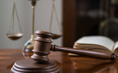 Žena kažnjena zbog hvatanja genitalija trans muškarca zbog njegov pola