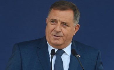 Dodik kritikovao Luku Petrovića: Brojaću dok ne izbrojim deset miliona