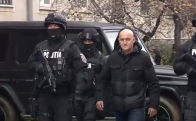 U EVROPU STIGAO IZ AFRIKE Uhapšen bivši legionar, osumnjičen da je režirao najveći politički potres na Balkanu