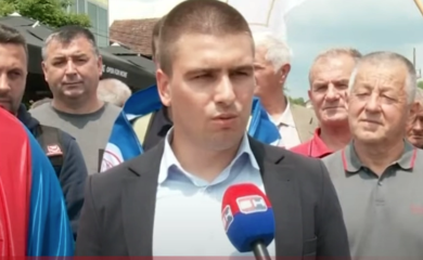 Političar optužen da je autom udario dva dječaka