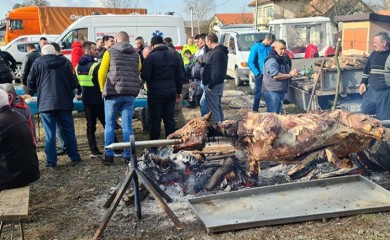 Vozači i automehaničari obilježili svoj dan