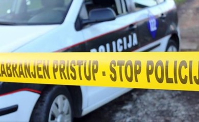 Brza rekacija sarajevske policije: Zbog napada na roditelje iz Beograda uhapšena tri lica