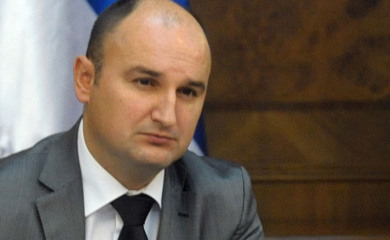 Odgođeno suđenje bivšem predsjedniku Vlade RS: Čekaju se finansijski podaci “Alumine”