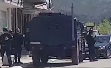 Teror Kurtijevih specijalaca na Veliki petak - upali Srbima u kuću