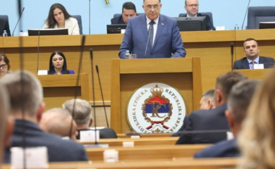 Dodik se obratio u Narodnoj skupštini RS, posebno se zahvalio Stanivukoviću