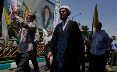 Nova faza sukoba: Iran prijeti napadima na američke baze