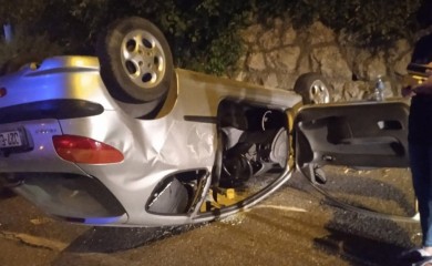 Pežo završio na krovu u Banjaluci