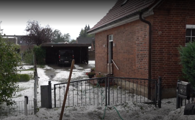 Poplave i grad veličine teniskih loptica pogodili Njemačku