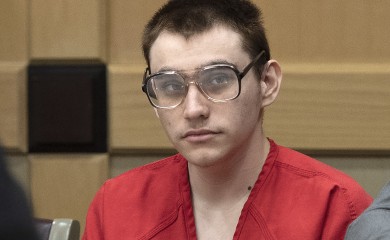 PARKLAND: Porodice žrtava se bore za pravdu