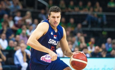 Milosavljević ponovo u dresu Mege