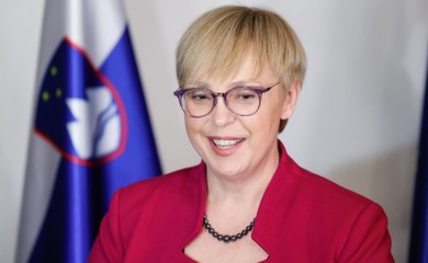 Teško preživljava s 3.000 evra mjesečno: Slovenačka predsjednica kuka da joj je mala plata