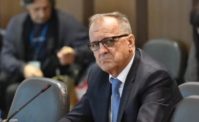 BOŽOVIĆ: Mom zetu Nešiću je auto zapaljen uprkos kamerama