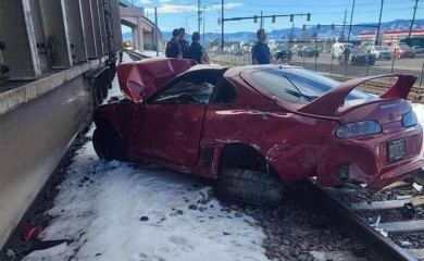 Mehaničar slupao kultnu Supru tokom probne vožnje (FOTO/VIDEO)