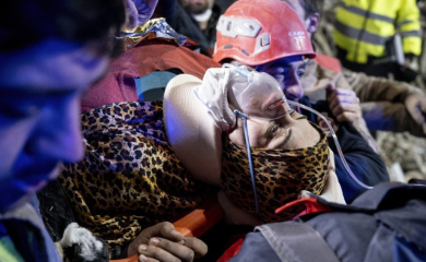Preživjela skoro devet dana ispod ruševina: Spasena žena u Adijamanu