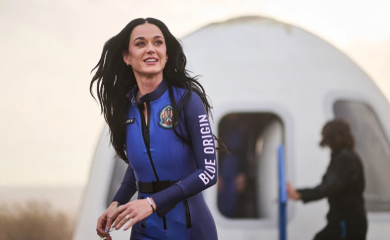 Objavljen snimak Katy Perry iz svemirske kapsule, pjevačica postala meta ismijavanja