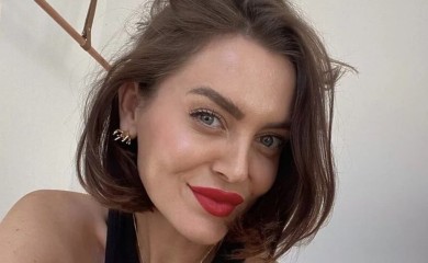 Influenserka pokazala kako njene usne izgledaju nakon povećanja pa poručila: Ne treba ti ovo u životu