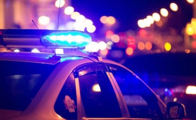 Dvanaestogodišnji dječak nožem povrijedio sestru u porodičnoj kući u Trgovištu