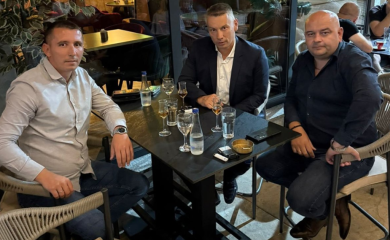 Dva Selakova odbornika prešla kod Nešića