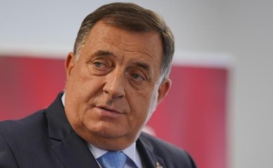 DODIK: Ponosan sam što Republika Srpska sa Srbijom slavi veliki praznik