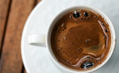 Sastojak koji rješava kiselinu u želucu, morate da ga stavite u kafu