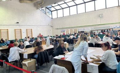 U toku brojanje glasova iz Banje Luke, polovina prebrojana