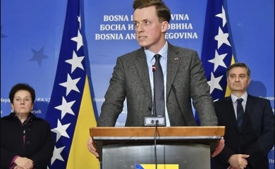 AHMETOVIĆ: Promjena Ustava na dan izbora je globalno nezabilježena