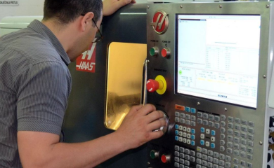 Najveći broj prijava za smjerove CNC programera i zavarivača