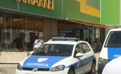 Vozio sa "napravljenim" tablicama, za kazne duguje 280.000 KM