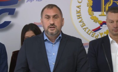 Petković prešao u DNS, stranka opet ima odbornika u Banjaluci