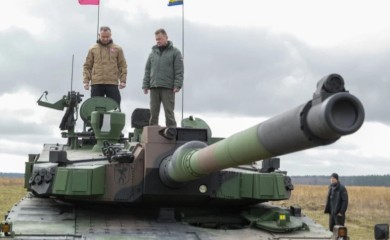 Poljska najnovije tenkove K2 Panther rasporedila na granicu s Rusijom