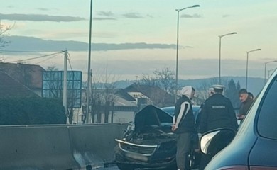 Uviđaj u toku: Saobraćajna nezgoda u Trnu (FOTO/ VIDEO)