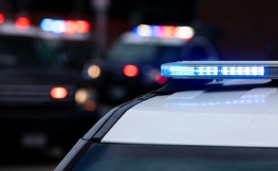 Učenici u Parizu pod pratnjom policije