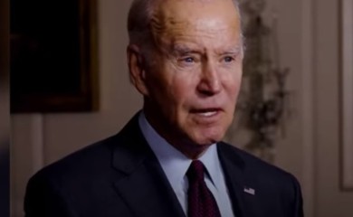 Bajden odlazeći sa konferencije: Čovječe, ostavi me na miru (VIDEO)