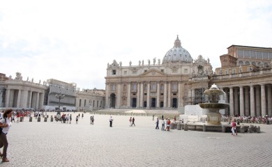 Pojačane mjere bezbjednosti u Bazilici Svetog Petra: Vatikan steže obruč, ali bez „militarizacije“